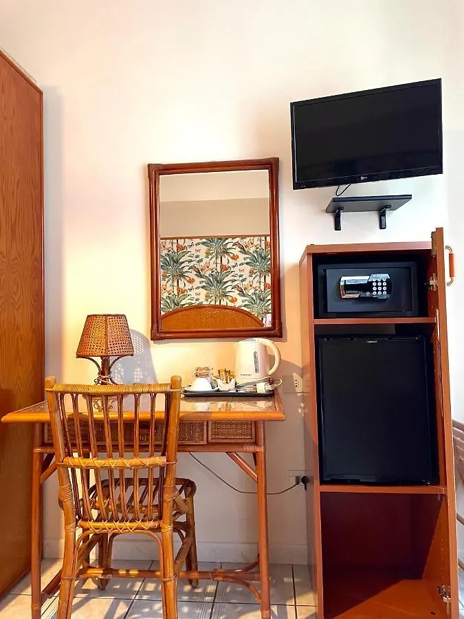 Casa Famiani Bed & Breakfast Letojanni